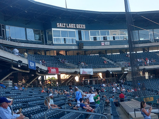 Smith's Ballpark - Thumbnail
