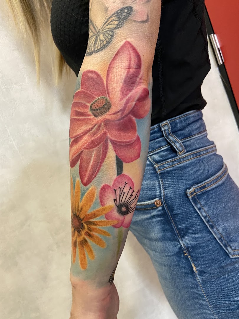 INK THE FEELINGS TATTOO & PIERCING