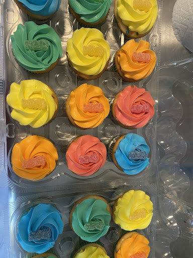 Qdee’s Sweets and Treats