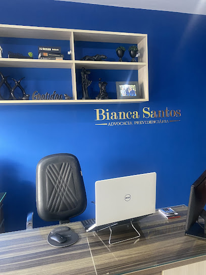 Dra. Bianca Santos (Silva Cabral Advocacia Previdenciária)