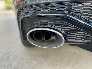 Photo n°2 de Rs Motorsport sas à Menton (Concessionnaire automobile)