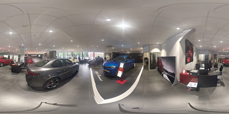 Jeep Palmers Hemel Hempstead photo 2