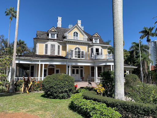 Burroughs Home and Gardens