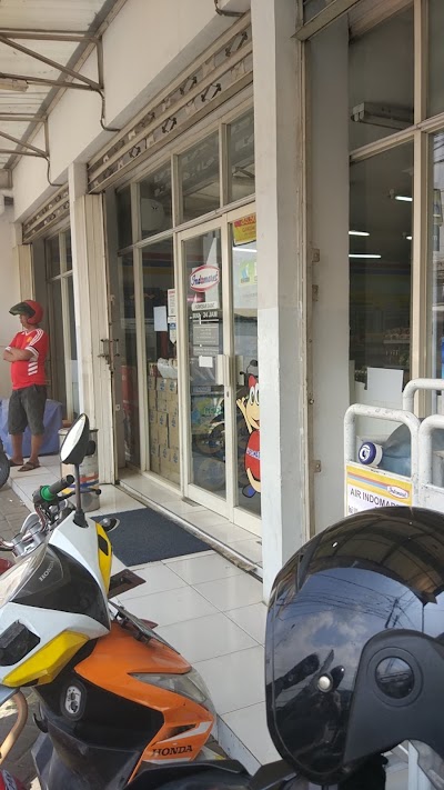 Photos of Indomaret 24 Jam