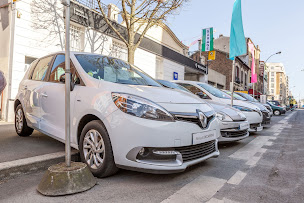 Photo n°7 de Renault Garage de la Mairie EXPERT E-TECH à Montreuil (Courtier d'assurances)