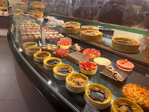 Photo n°12 de Maison Cristallini - Boulangerie Pâtisserie Chocolaterie à Clermont (Pâtisserie)