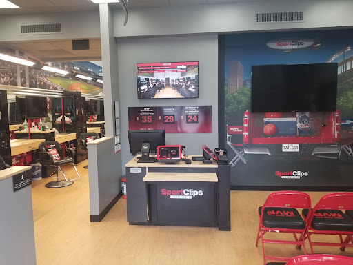 Sport Clips Haircuts of La Canada - Thumbnail