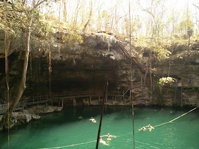 Photos of Cenote Xcan ch&eacute;