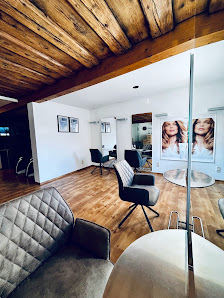 Friseur Julia Heinzmann Marktstraße 8, 91448 Emskirchen
