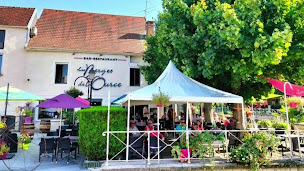 Photo n°2 de Les Berges de l'Ource à Essoyes (Restaurant français)