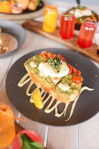 Makers & Finders by null