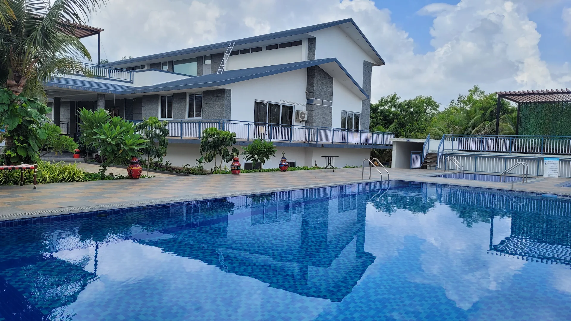 Krishna Farm Wada