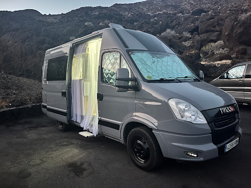 "ALQUILER" CAMPER VAN. ENCUENTRA TU CAMINO - Thumbnail