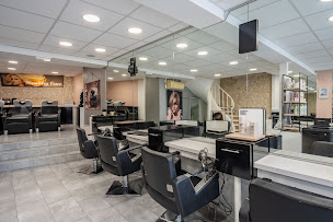 Photo n°30 de Espace Coiffure à Pontoise (Salon de coiffure)