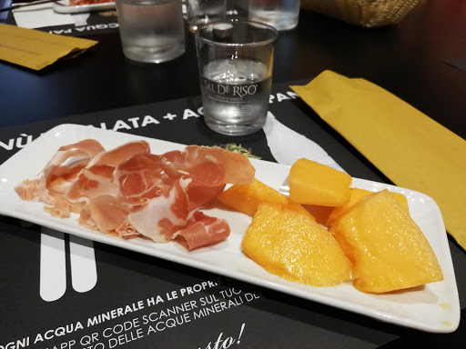 Bar Bonelli - Thumbnail