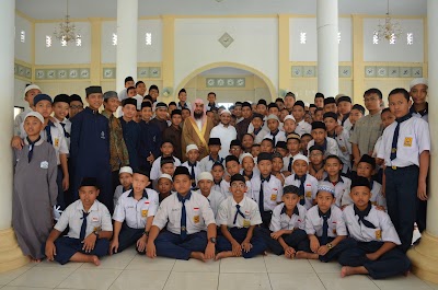 SMP Al-Qur'an Ma'rifatussalaam