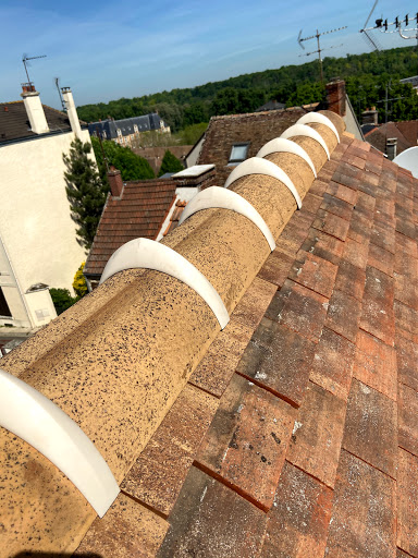 M. Lorot Couvreur Montigny Le Bretonneux - Thumbnail
