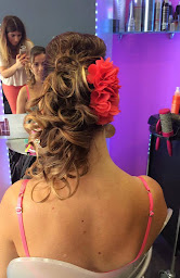 Photo n°16 de Salon De Coiffure S.F. à Rives (Salon de coiffure)