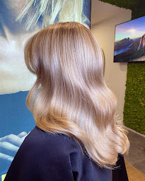 Photo n°30 de Jouvanceau à Lyon (Distributeur de produits de beauté)