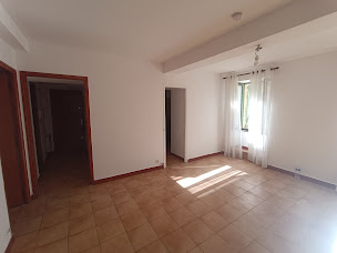 Photo n°28 de BB peinture et décoration à Limoux (Peintre en bâtiment)