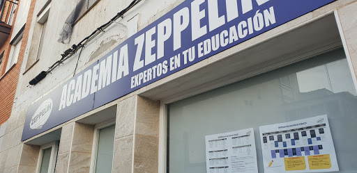 Academia Zeppelin - Thumbnail