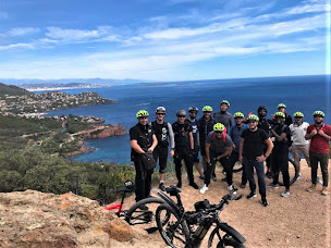 Photo n°39 de E-Move Concept à Mandelieu-la-Napoule (Atelier de réparation de véhicules de loisirs)