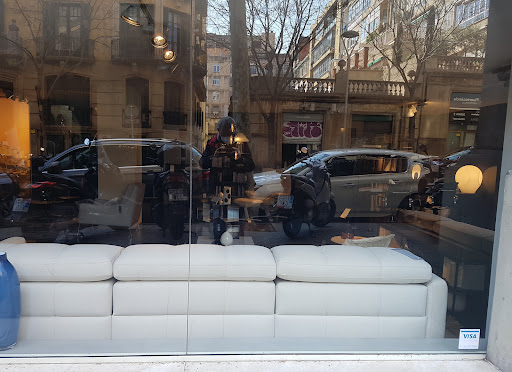 Natuzzi Store - Visual