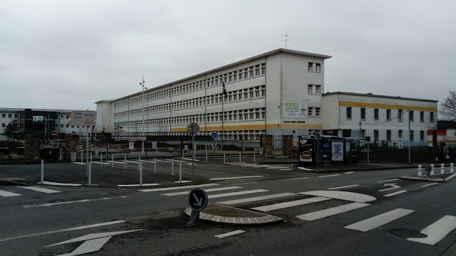 Lycée Jules Lesven