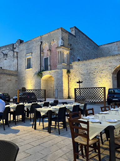 L'ostello - Visual