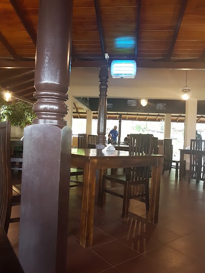 Photos of Farmer's lounge