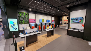 Photo n°18 de Free - Boutique Paris Les Halles à Paris (Opérateur téléphonique)