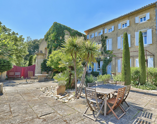 Photo de Domaine de la Dragonette : Location gîte de charme en Provence avec piscine