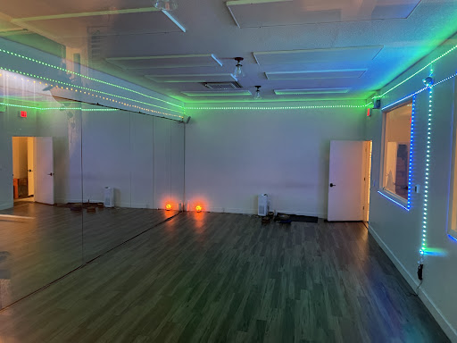 ONE Hot Studio - Visual