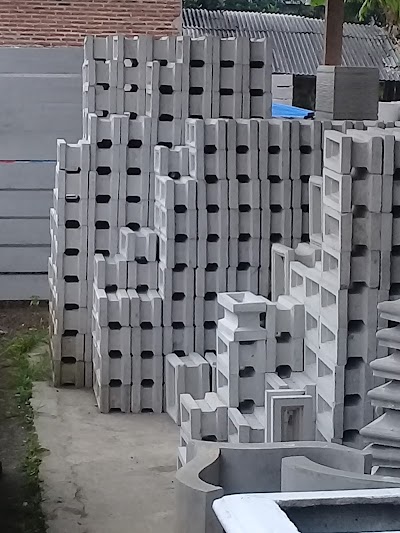 Photos of Pipin Chellone Reload