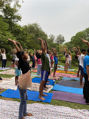 Af1qipp1ijvymckd4rep6ngwwwi2fbrh9btpiw5h8ujg=s406 K No