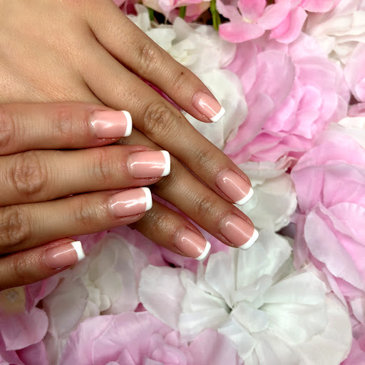 80 Queens Salon, Nails & Beauty, Bishopsworth Logo