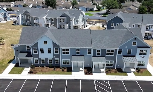 Foster Commons - Visual