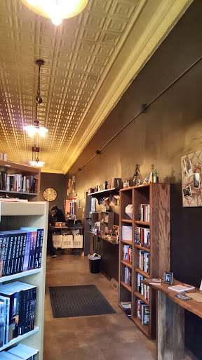 Full Circle Book Co-op - Thumbnail
