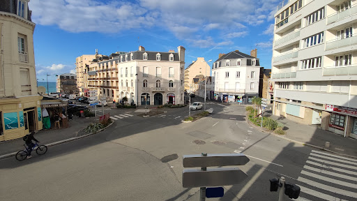 AGENCE LE STRAT