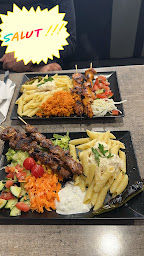 Photo n°1 de Chez messmess à Sainte-Geneviève-des-Bois (Restaurant)