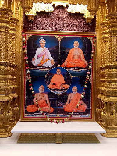 BAPS Shri Swaminarayan Mandir, Lake in the Hills Gallery - United States