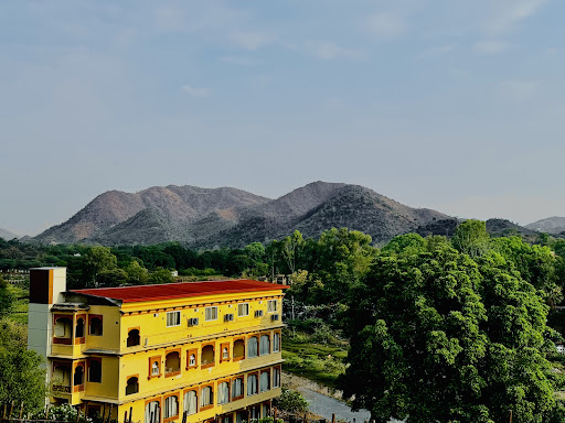Surrounded by mountains. post image