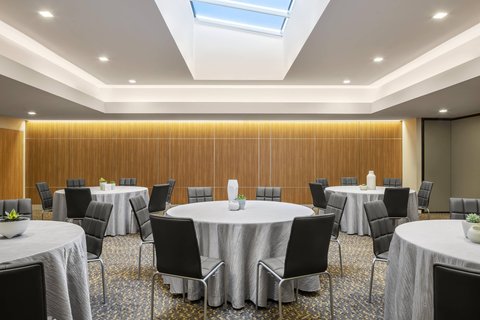 AC Hotel Louisville Downtown by null
