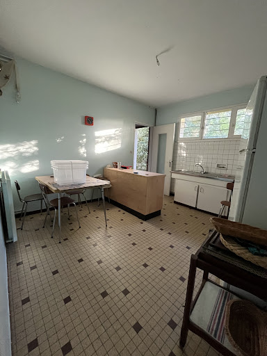 Une maison de famille, ça ne se rafistole pas. Ça se...