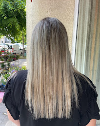 Photo n°5 de Coiffure Carla à Nice (Salon de coiffure)