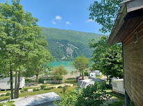 Camping de L'Arbaz - Lac D'Aiguebelette à Novalaise
