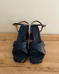 Photo n°33 de Hastings Chausseur à Bayeux (Magasin de chaussures)