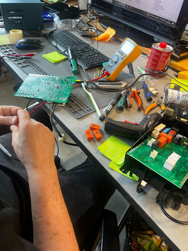 Electrotecnic - Reparación televisores y equipos electrónicos