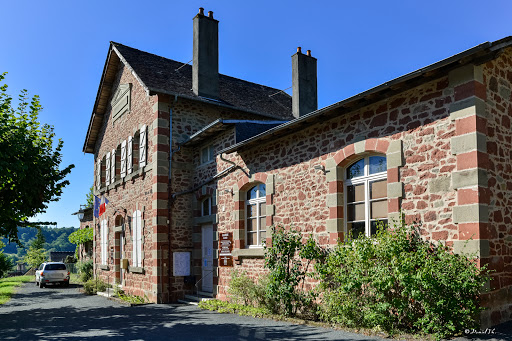 Photo de Mairie de Meyssac à Meyssac (19500)