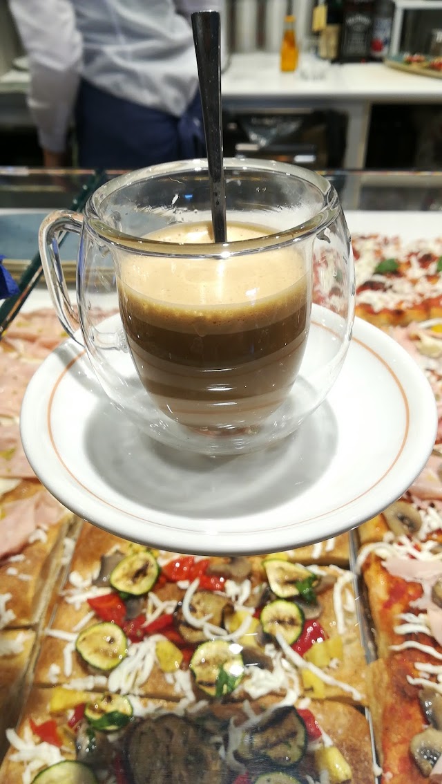 TIRI Bakery e Caffe'